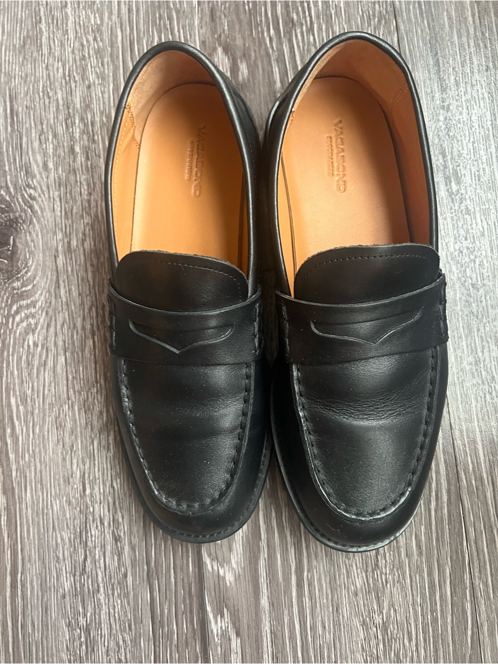 Vagabond Black Leather Penny Loafers